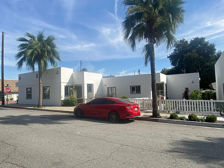 303 S Alta Vista Ave — Photo 1