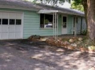 443 Rusche St, Creve Coeur, IL