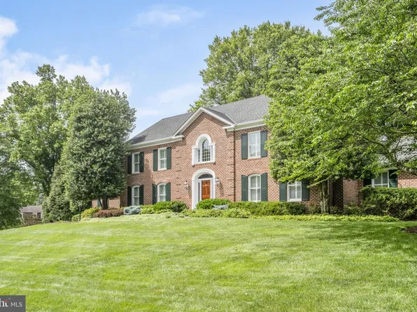 9508 Purcell Dr, Potomac, MD 20854