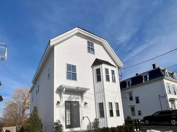 129 Court St, Plymouth, MA 02360