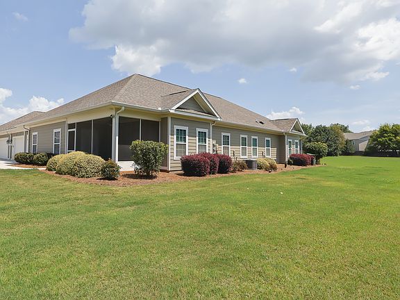 4th image of 438 Nandina Ct