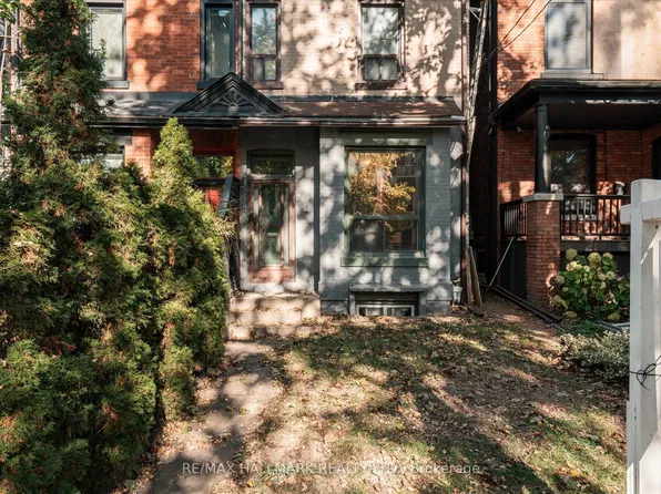 4 1st Ave, Toronto, ON M4M 1W8