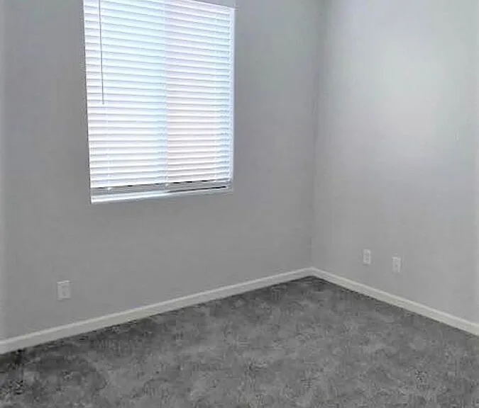 14789 W Jenan Dr — Photo 9