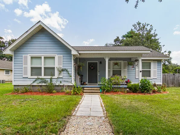 165 Palmetto Ave, Freeport, FL 32439