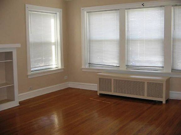 3rd image of 8015 S Dobson Ave #1