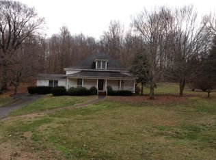 1040 S Maple Ave, Cookeville, TN 38501