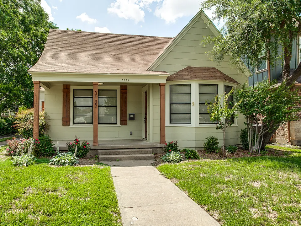3132 Waits Ave
