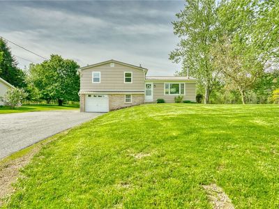 1815 Woodard Rd, Webster, NY, 14580