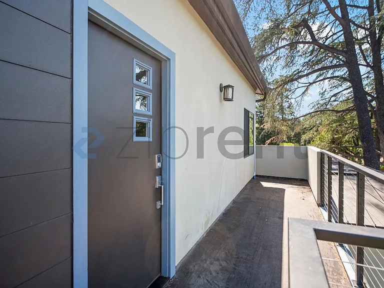 1701 Whitham Ave — Photo 38