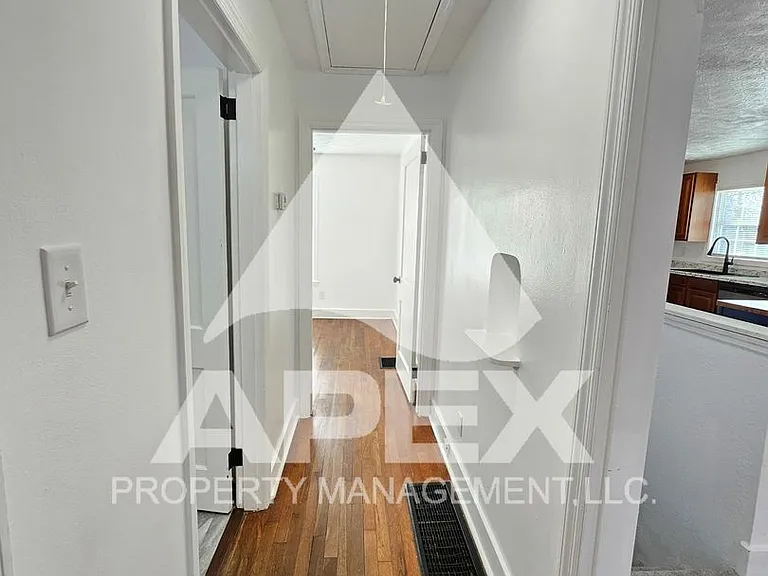 3710 S Haven Rd SE — Photo 12