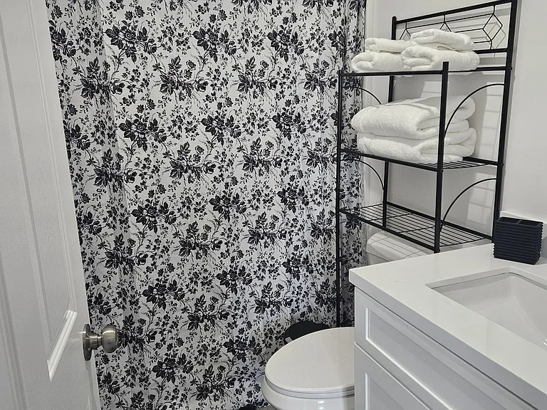 105 Huntington Pl #A — Photo 4