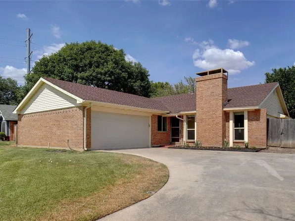 2201 Sage Ln, Bedford, TX 76021