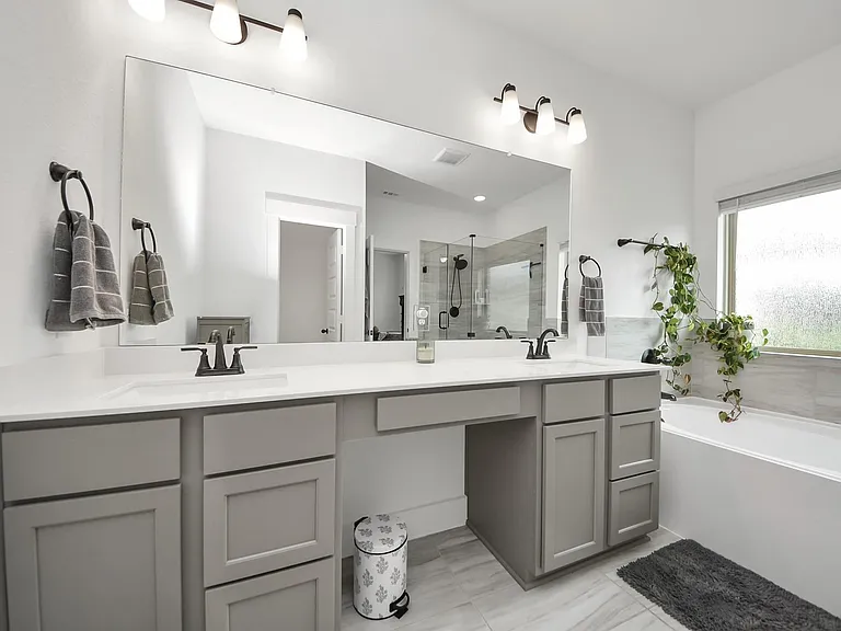 21314 Barcelona Heights Trl — Photo 14