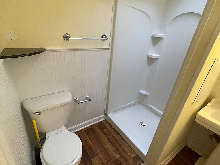 604 Kentucky St — Photo 10