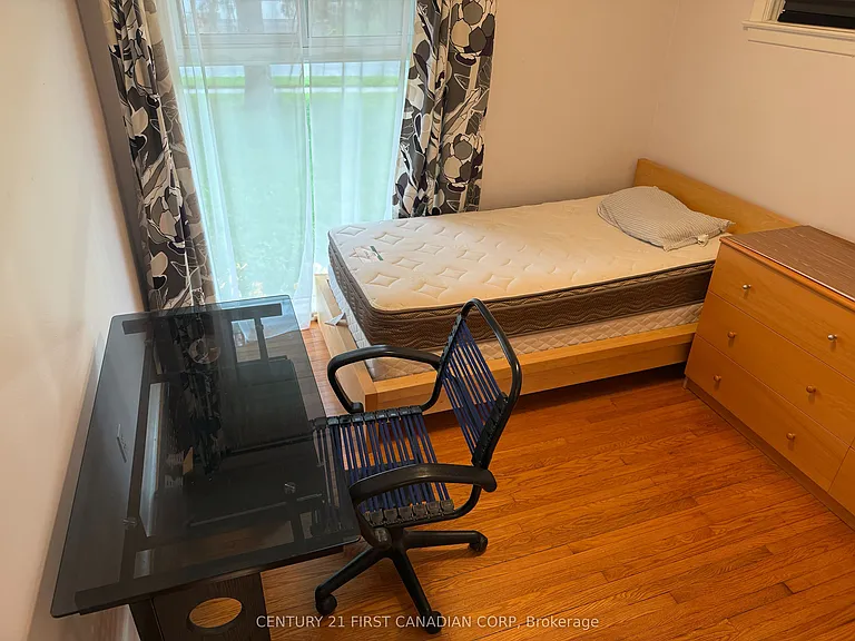 49 Woodward Ave — Photo 8