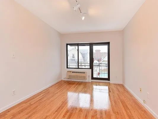 Sold by Keller Williams Realty Empire | media 9