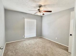 16110 White Star Dr, Houston, TX 77062