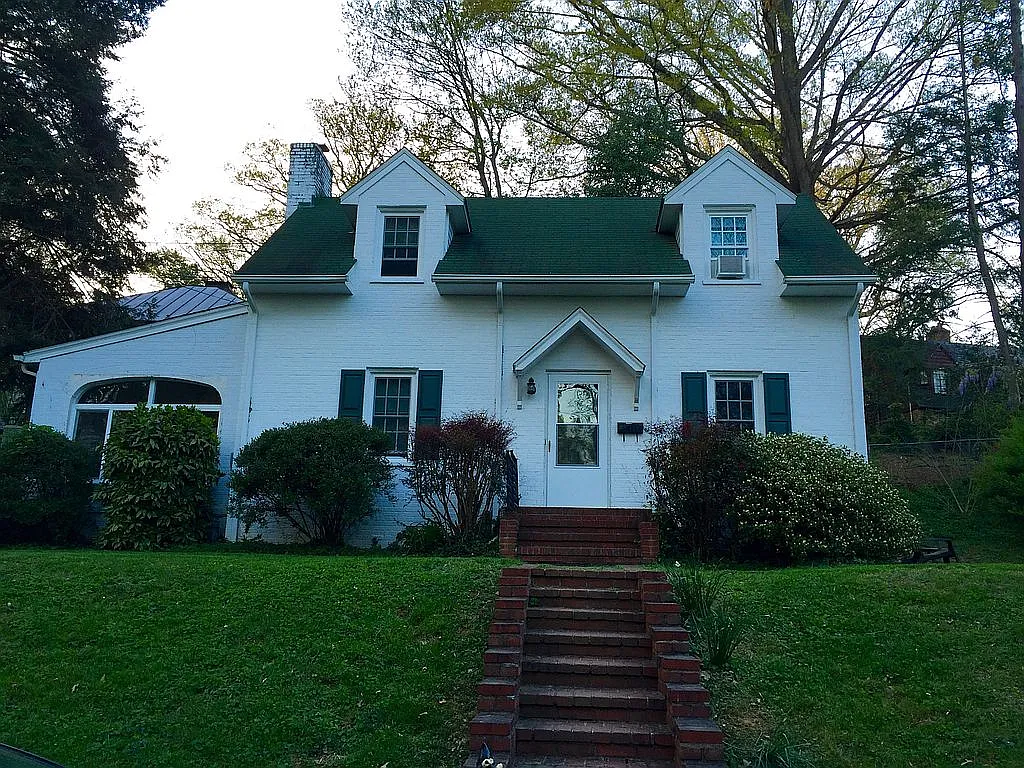 515 Valley Rd photo 1