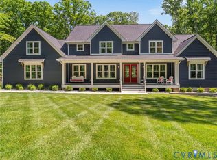 900 Dalmore Dr, Midlothian, VA 23113