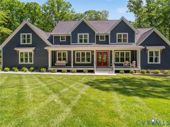 900 Dalmore Dr, Midlothian, VA 23113