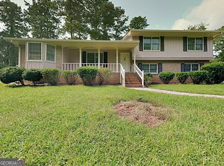 551 Village Green Ct SW, Lilburn, GA 30047