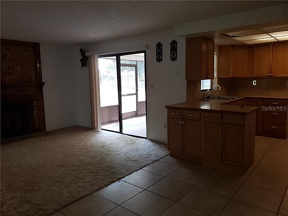 5th image of 2362 Lockwood Lake Cir