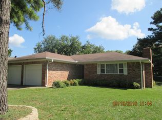1811 S 11th Pl, Rogers, AR 72756