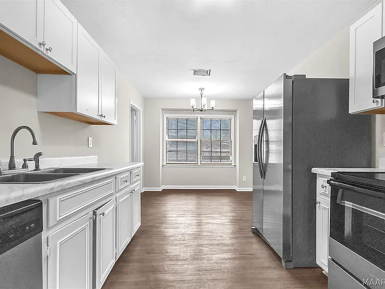 6125 Greta Pl — Photo 7