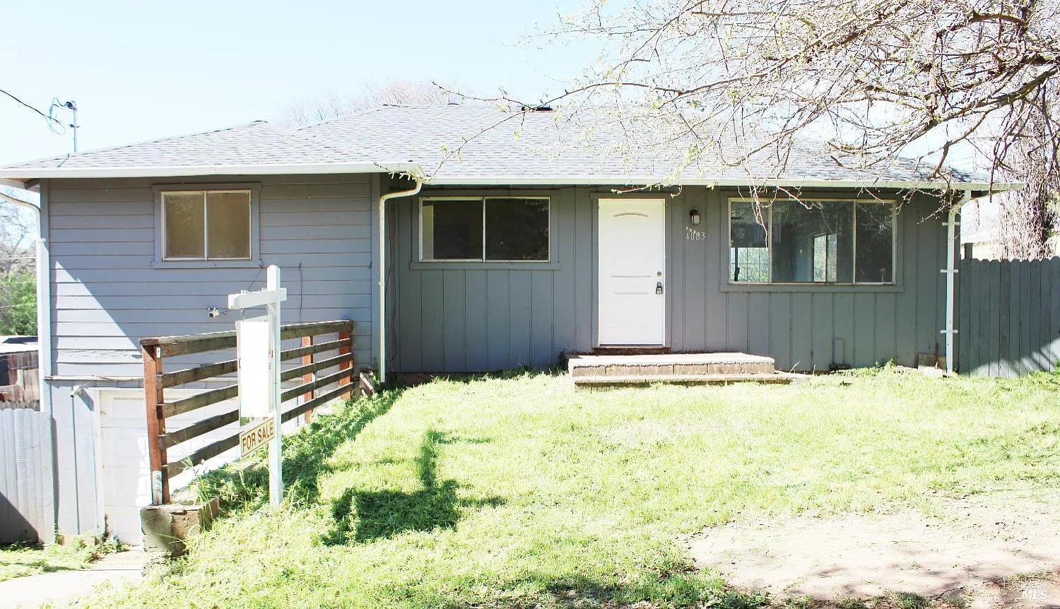 4083 Frye Ave photo 1