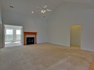 487 Cabbage Patch Rd, Laceys Spring, AL 35754