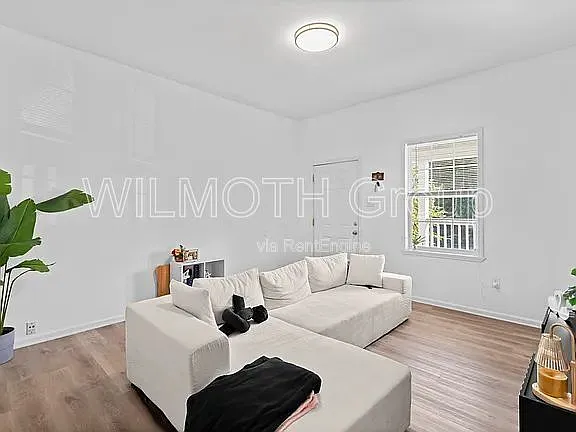 2510 Guilford Ave — Photo 6