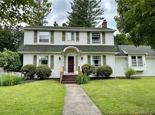 17 S Maple St, Warsaw, NY 14569