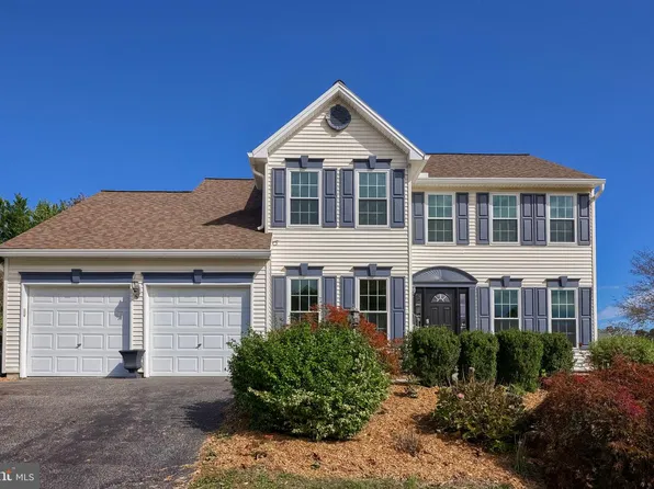 2632 Natalie Dr, York, PA 17402