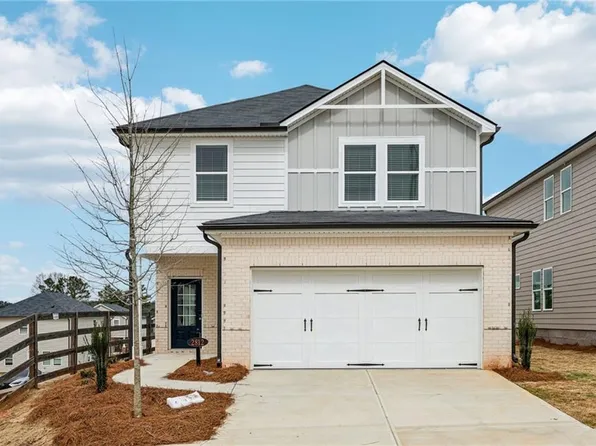 2812 Manor Dr, College Park, GA 30337