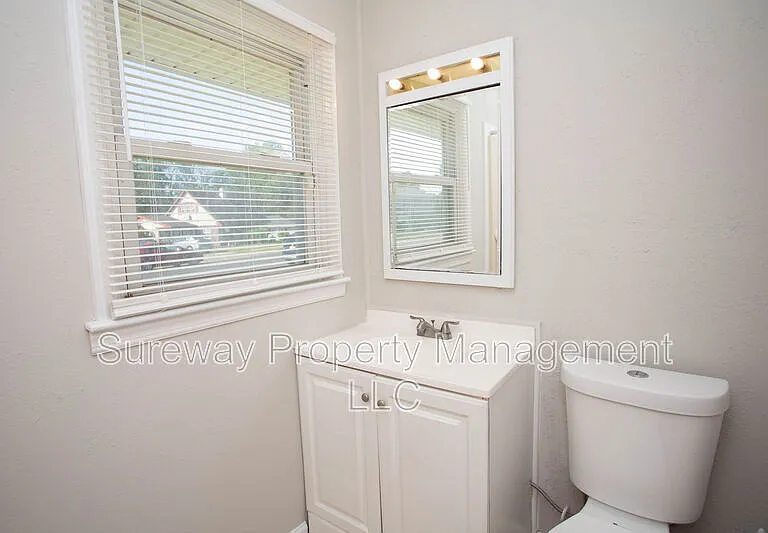 11 Sedgwick Ln — Photo 18