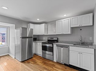 1201 Reddour St APT 3, Pittsburgh, PA 15212