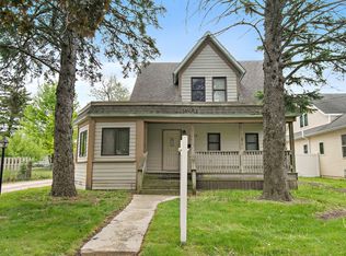 1302 State St, Dekalb, IL 60115