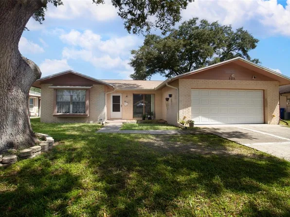 505 Sovereign Ct, Tampa, FL 33613