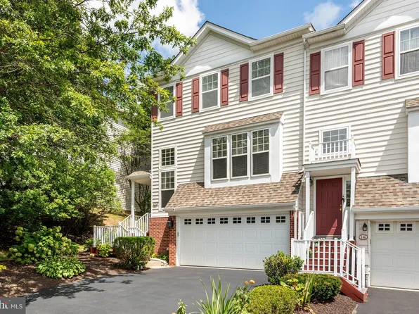 118 Tudor Ct, Malvern, PA 19355