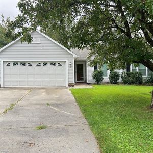 2715 Castle Croft Rd, Greensboro, NC, 27407