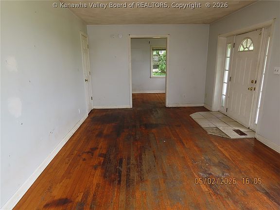 4th image of 1007 Belmont St