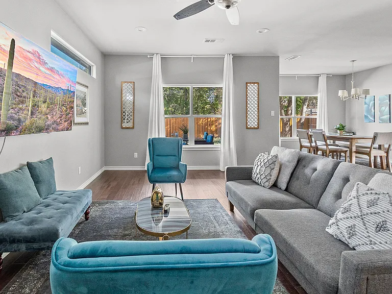 2447 Wilton Ave — Photo 5
