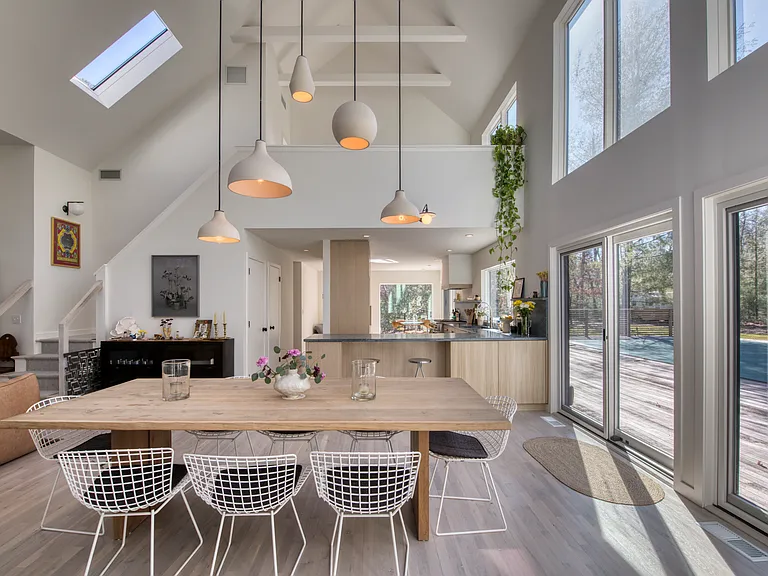7 Chatfields Ln — Photo 1