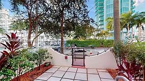6000 Collins Ave #124 — Photo 14