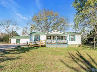 1375 New Market Rd, New Market, AL 35761
