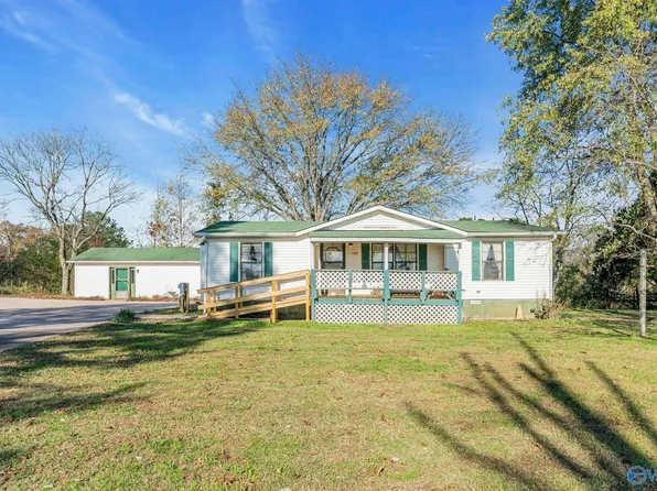 1375 New Market Rd, New Market, AL 35761