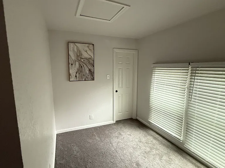 1428 Lee St — Photo 14