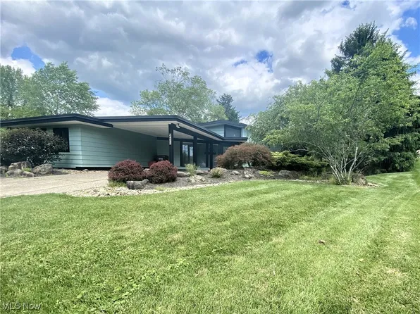 200 Rathbone Rd, Marietta, OH 45750