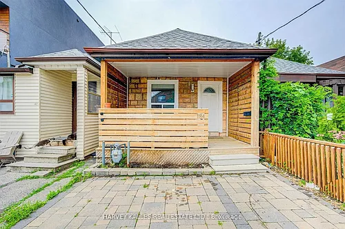 184 Cedric Ave #LOWER Photo 1 184 Cedric Ave #LOWER Photo 1