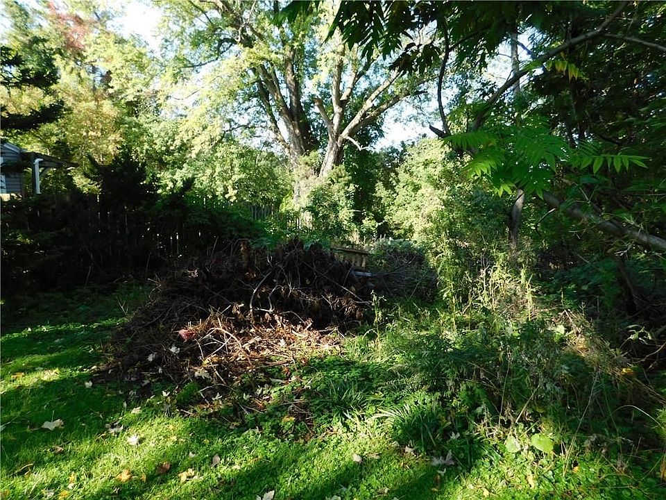 1st image of 1527 Empire Blvd